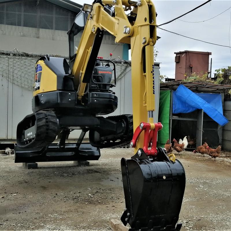 KOMATSU EXCAVATOR  PC38UU-2