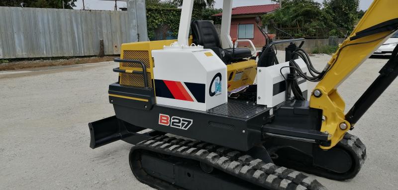 YANMAR B27